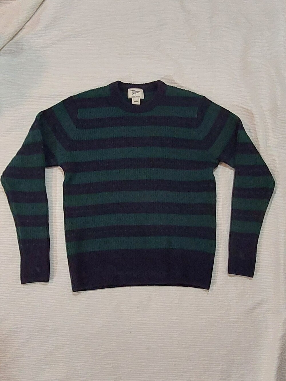 Gant Men's Navy and Green Striped Crewneck Wool Sweater Size Medium